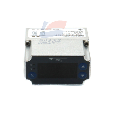 TC5008-01-L020-AE-R4-P3 高精度流量センサー 0-200SLM 幅広い流量範囲 2.0% F.S 工業用