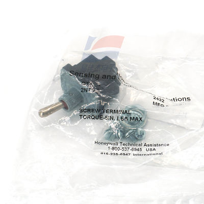 2NT1-2 トグルスイッチ パネルマウント 非照光式 商用グレード