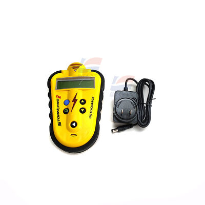 Storm Pro 2 ポータブル雷検知器 リアルタイム大気電気活動監視用に開発